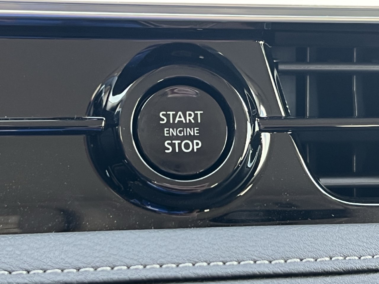 New 2027 INFINITI QX80 Luxe RWD image 18