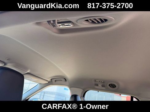 Used 2023 Ford Explorer Limited image 25