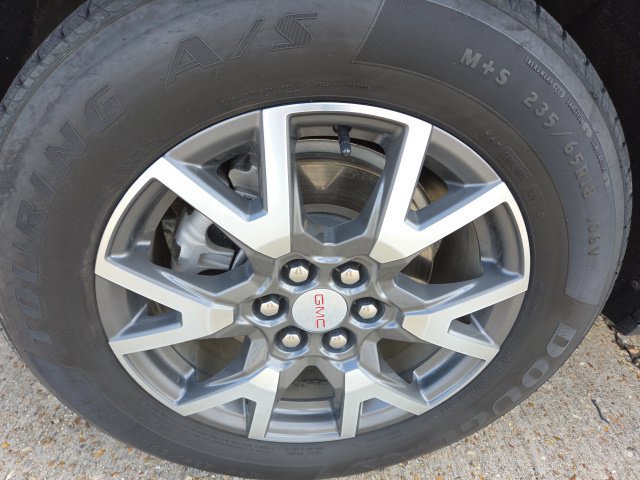 Used 2023 GMC Acadia SLE FWD image 12