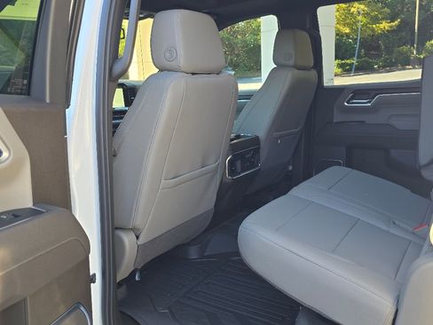 New 2026 GMC Sierra 1500 SLT w/ SLT Premium Plus Package image 5