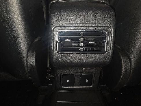 Used 2024 Lincoln Corsair AWD w/ Equipment Group 101A image 38