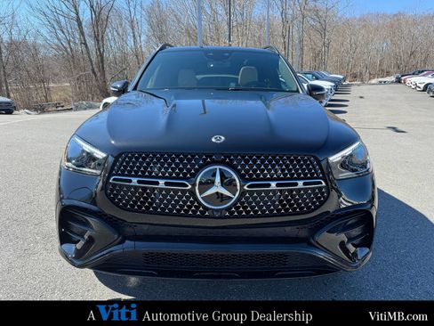 New 2026 Mercedes-Benz GLE 580 4MATIC image 3