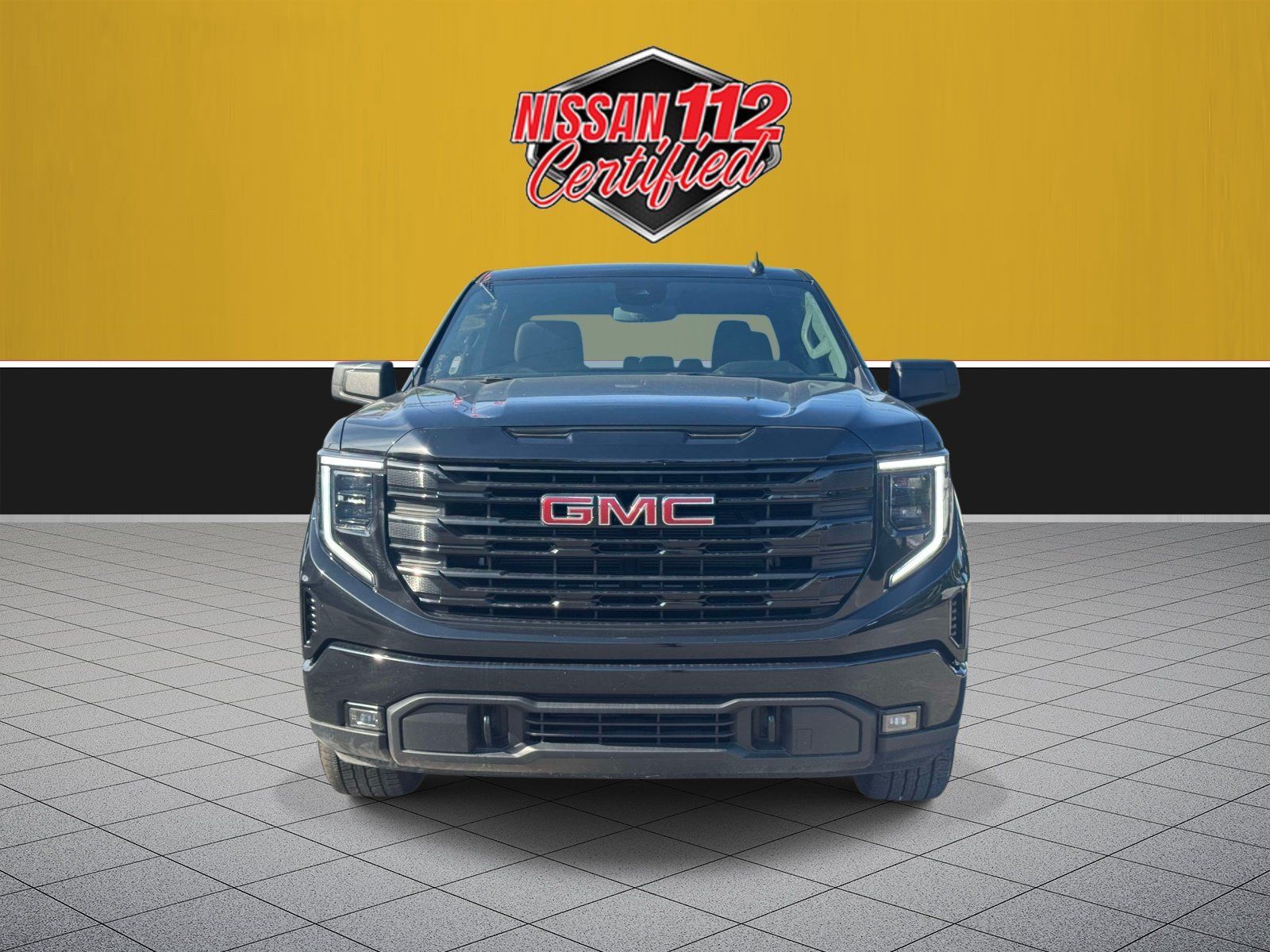 Used 2025 GMC Sierra 1500 Elevation AWD/4WD image 3