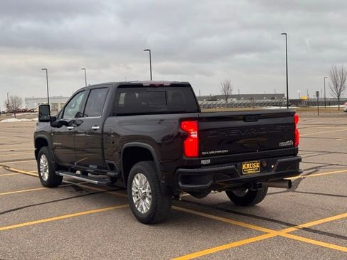 Used 2023 Chevrolet Silverado 3500 High Country w/ Z71 Off-Road Package image 32