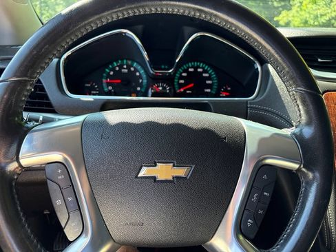 Used 2014 Chevrolet Traverse LT AWD/4WD image 20