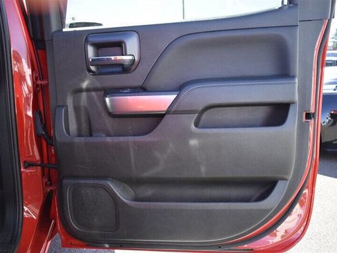 Used 2018 Chevrolet Silverado 1500 LT w/ LT Eassist Package image 23