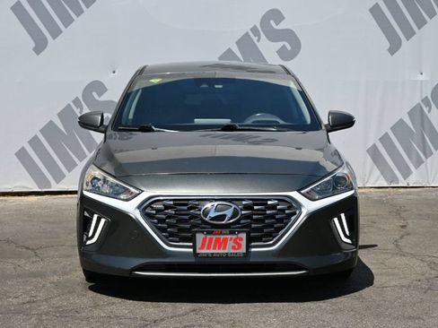 Used 2020 Hyundai Ioniq SE FWD image 2