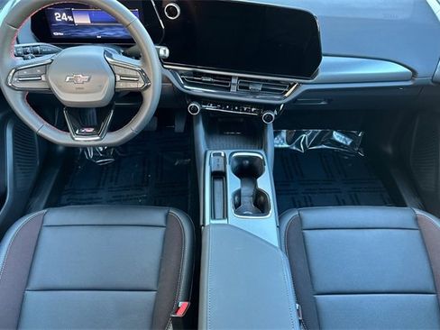 New 2026 Chevrolet Equinox EV RS image 18