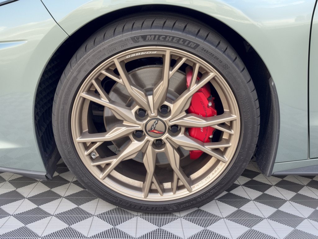 Used 2023 Chevrolet Corvette Stingray Premium Cpe w/ Z51 Performance Package RWD image 13
