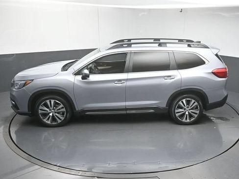 Used 2022 Subaru Ascent Limited AWD/4WD image 45