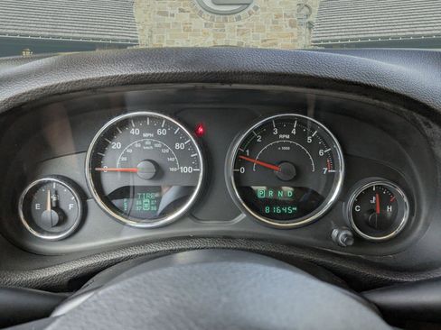 Used 2016 Jeep Wrangler Sport w/ Quick Order Package 24S AWD/4WD image 13