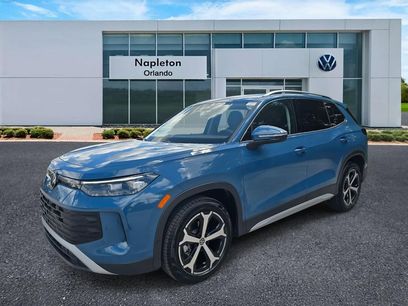 New 2025 Volkswagen Tiguan SE