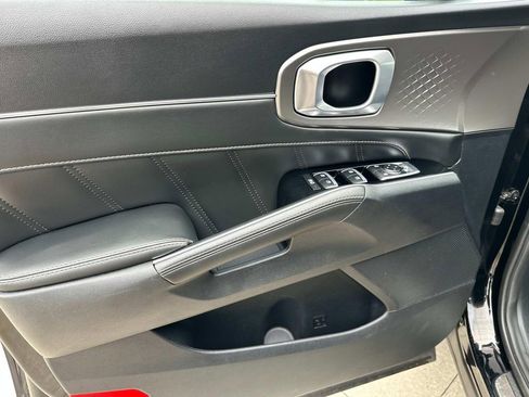 Used 2022 Kia Sorento SX image 15