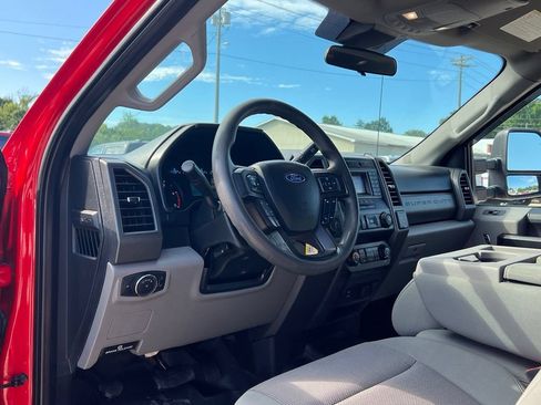 Used 2020 Ford F250 XL w/ STX Appearance Package AWD/4WD image 12