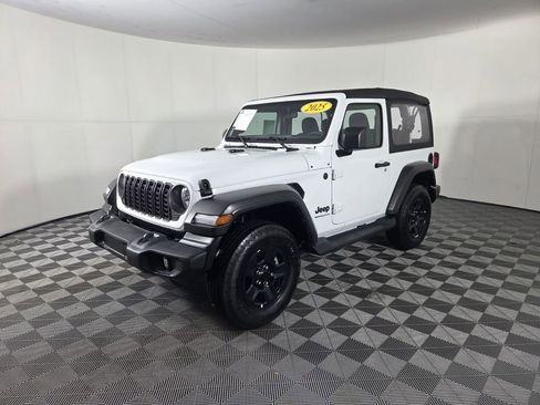 Certified 2025 Jeep Wrangler Sport image 4