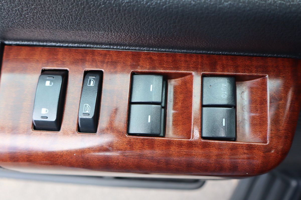 Used 2012 Ford F450 King Ranch w/ King Ranch w/Chrome Pkg AWD/4WD image 28