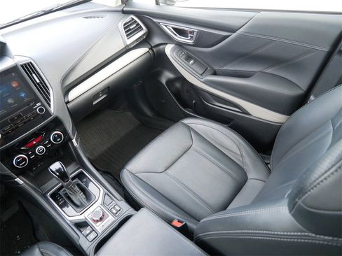 Used 2023 Subaru Forester Limited w/ Popular Package #3 image 16