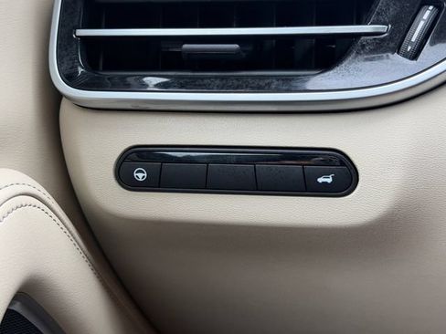 Used 2024 INFINITI QX60 Luxe w/ Performance Audio Package FWD image 27