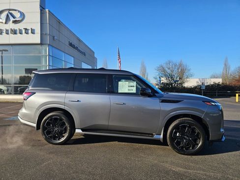 New 2026 INFINITI QX80 4WD image 8