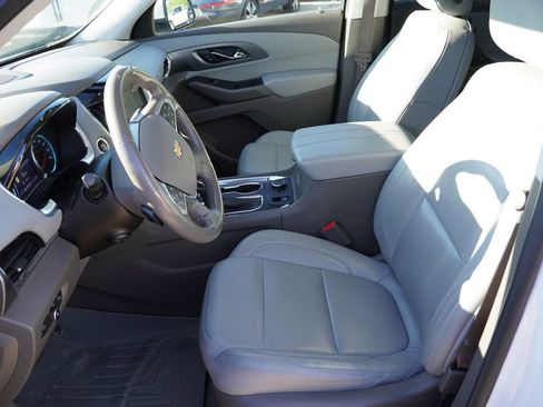 Certified 2021 Chevrolet Traverse Premier AWD/4WD image 6