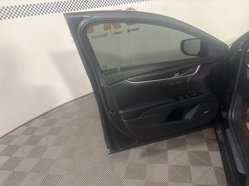 Used 2017 Cadillac XTS Luxury w/ Driver Awareness Package image 13