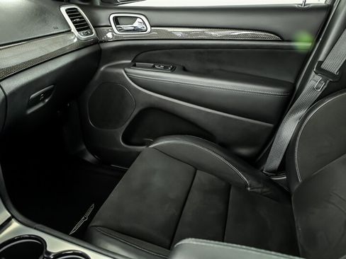 Used 2019 Jeep Grand Cherokee Trackhawk AWD/4WD image 28