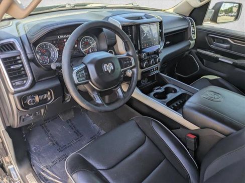Used 2020 RAM 1500 Laramie AWD/4WD image 9