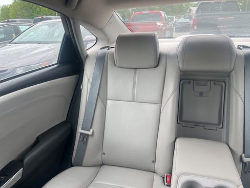 Used 2017 Toyota Avalon XLE Premium w/ All Weather Liner Package FWD image 14