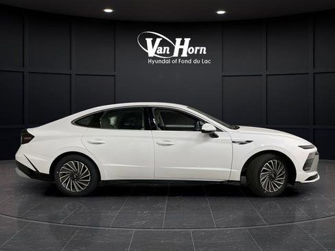 New 2025 Hyundai Sonata SEL image 2