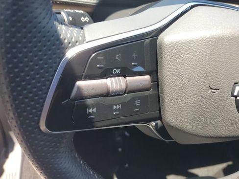 Used 2024 Nissan Ariya FWD image 20