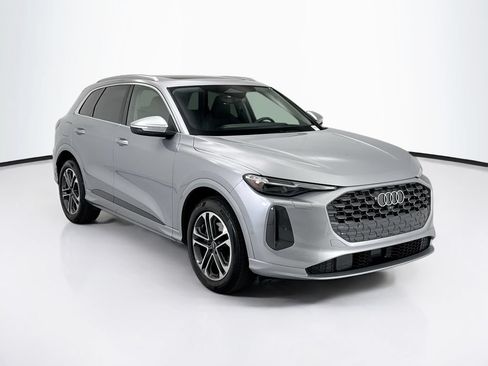 Certified 2025 Audi Q5 Prestige AWD/4WD image 3
