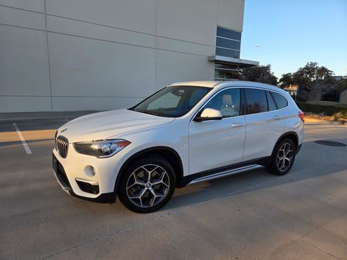 Used 2018 BMW X1 sDrive28i image 17