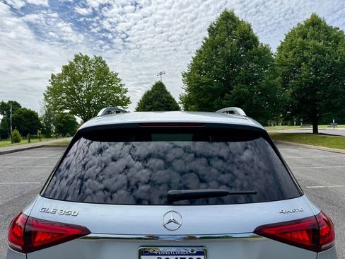 Used 2022 Mercedes-Benz GLE 350 4MATIC w/ AMG Line Exterior image 7