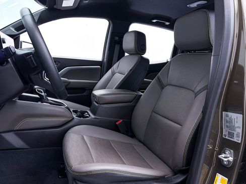 Used 2023 Chevrolet Colorado ZR2 w/ ZR2 Convenience Package III image 20