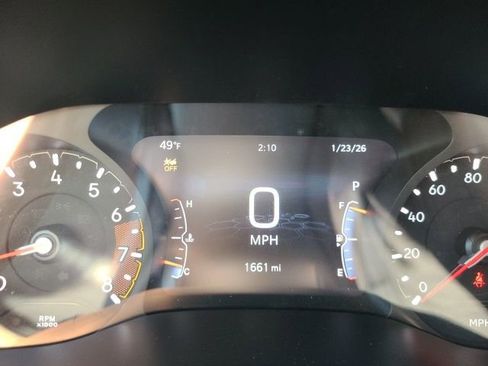 Used 2025 Jeep Compass Sport image 13