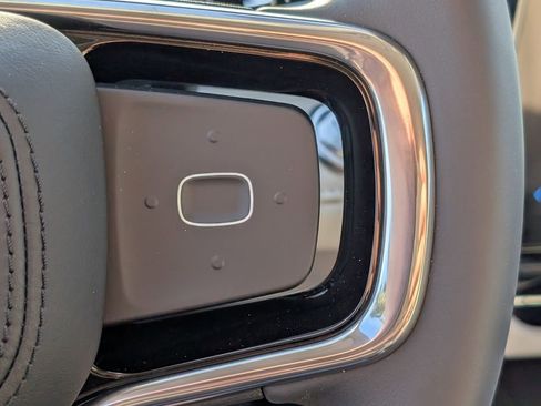 New 2026 Lincoln Nautilus Premier w/ Jet Appearance Package AWD/4WD image 18