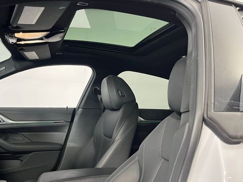 Used 2023 BMW i4 eDrive35 w/ Premium Package image 23