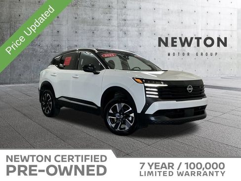 Used 2025 Nissan Kicks SR FWD image 1