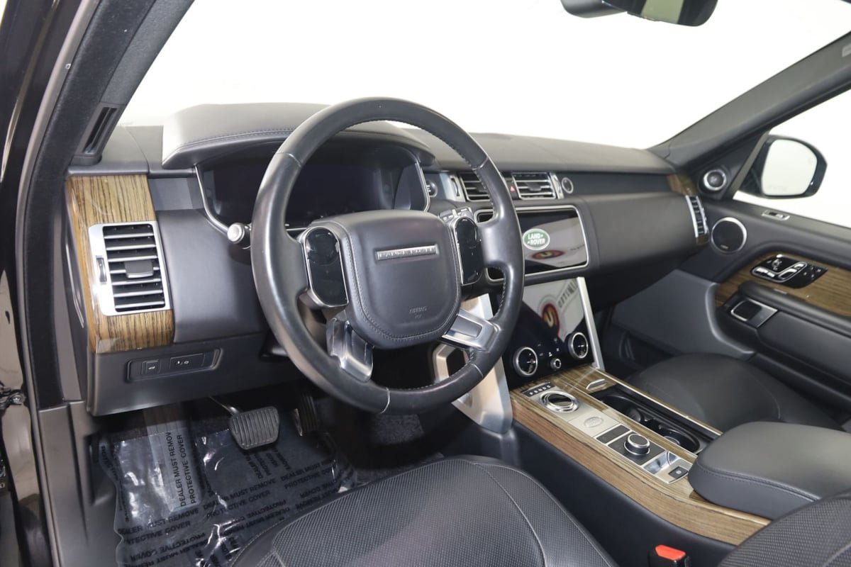 Used 2018 Land Rover Range Rover Supercharged AWD/4WD image 30
