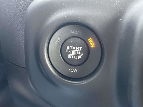 Used 2023 Jeep Wrangler Sahara w/ Cold Weather Group image 12