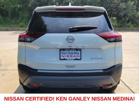 Certified 2023 Nissan Rogue SV AWD/4WD image 4