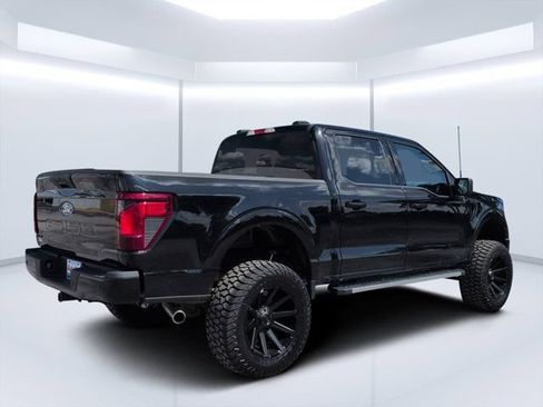 Used 2025 Ford F150 XLT w/ Equipment Group 301A Standard AWD/4WD image 3