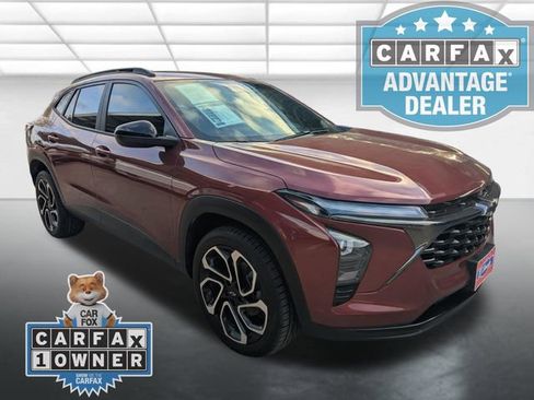 Used 2024 Chevrolet Trax RS w/ Sunroof Package image 5