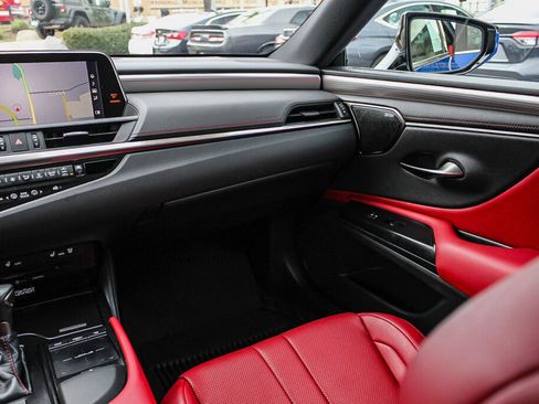 Used 2020 Lexus ES 350 F Sport image 6