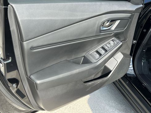 Used 2025 Honda Accord SE image 10