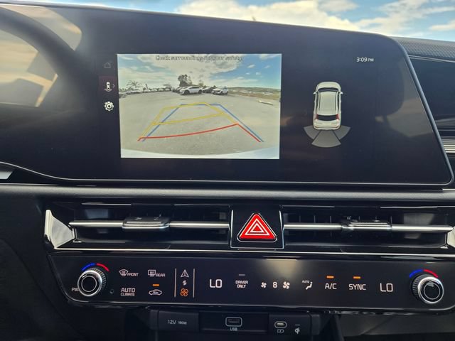 New 2026 Kia Niro EX FWD image 14