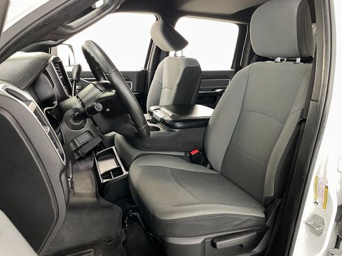 Used 2022 RAM 3500 Big Horn image 19