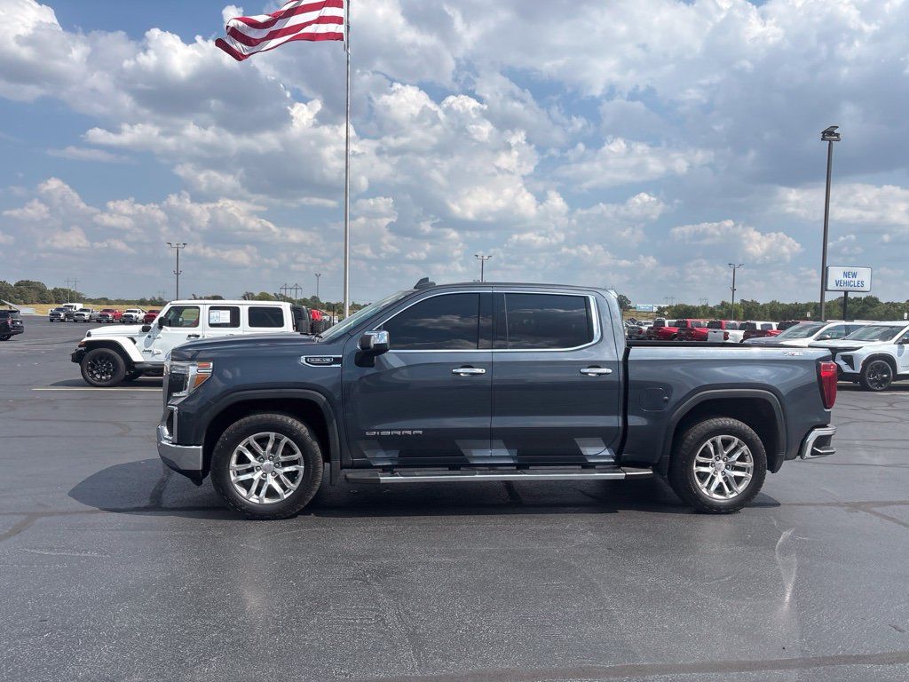 Used 2022 GMC Sierra 1500 SLT w/ SLT Premium Plus Package AWD/4WD image 2