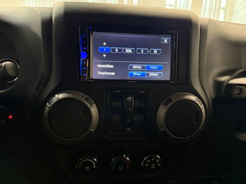 Used 2016 Jeep Wrangler Unlimited Sport w/ Quick Order Package 24S image 28