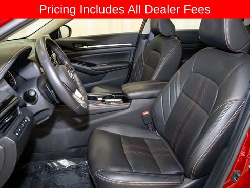 Certified 2024 Nissan Altima 2.0 SR FWD image 11